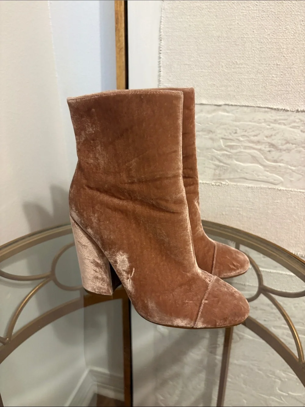 Kendall & Kylie Velvet Ankle Booties in Dusty Mauve